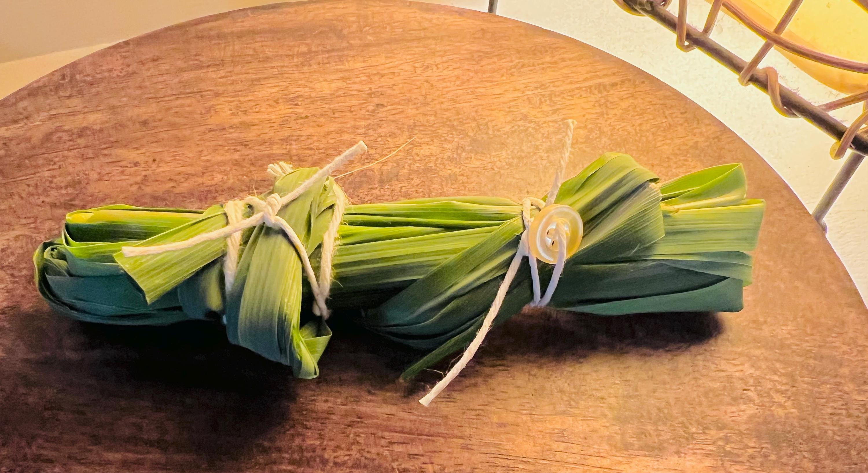 Organic Lemongrass Bundle, Fresh Cut Herb, Cleansing & Protection