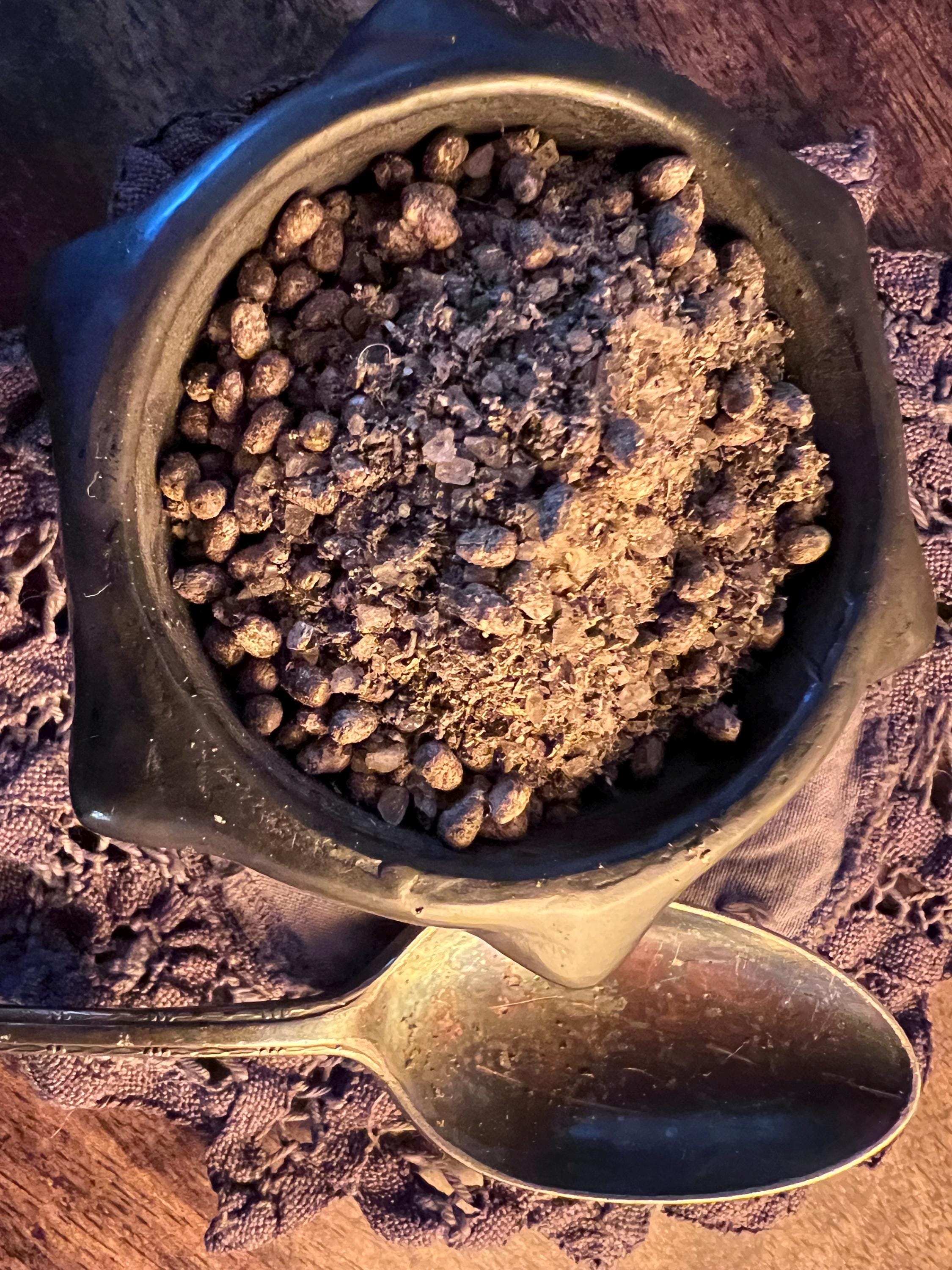 Chaste Berry and Salt Blend, Fidelity and Devotion Herb Mix, Emotional Balance Witchcraft Supply, Ritual Salt, Charm Bag Ingredient